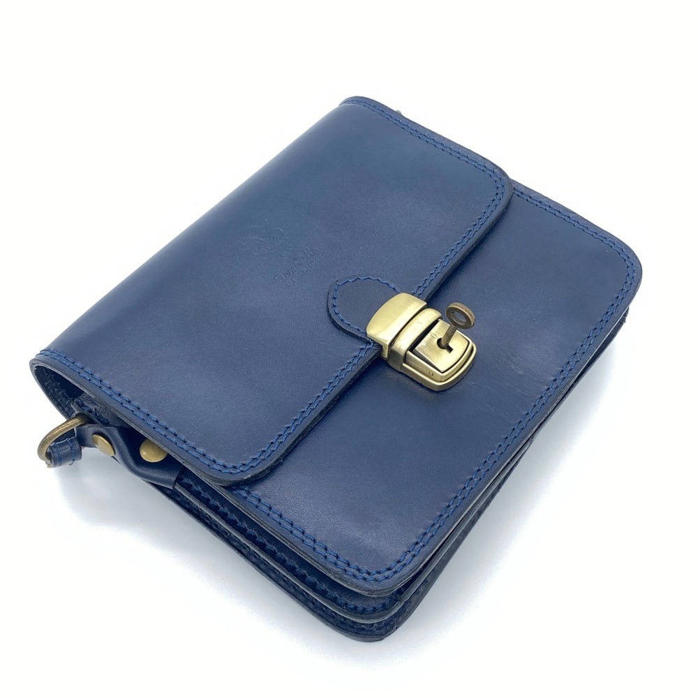 Vintage Vera Pelle Navy Blue Locking Shoulder Bag